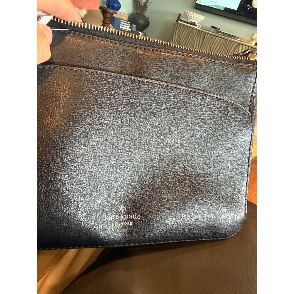 Kate Spade New York Black Leather Crossbody Shoulder Bag Zip Top Purse - Picture 2 of 9